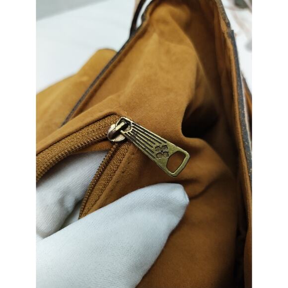 Patricia Nash Saddle Tan Leather Rosolini Tooled Buckle Flap Crossbody Bag EUC - Picture 13 of 16